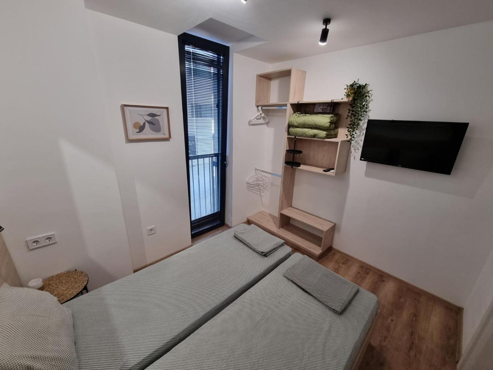 Apartment Polina - 2Bd Next To Sea Garden Varna ภายนอก รูปภาพ